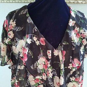 🌹 Chaps Chiffon Ruffle front Top Size 3X.